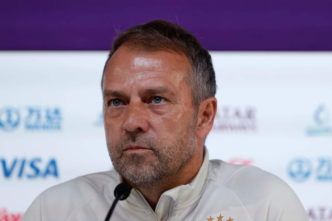 El seleccionador de fútbol de Alemania, Hansi Flick, durante una rueda de prensa en el Mundial de Qatar 2022. EFE/ Juanjo Martín